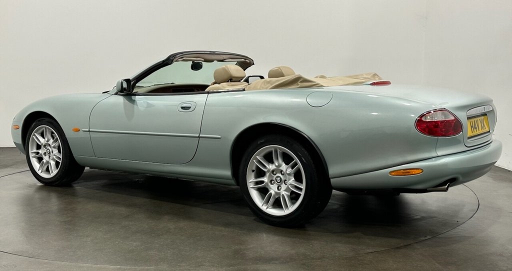 Used Jaguar XK8 2001 for sale - 77953257: Photo 5