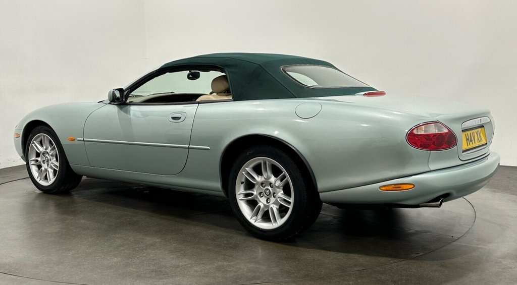 Used Jaguar XK8 2001 for sale - 77953257: Photo 6