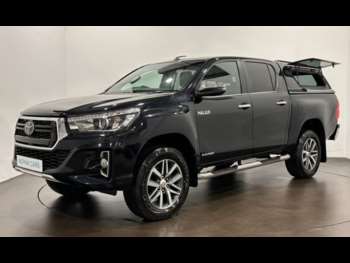 Used Toyota Hilux 2018 for sale - 74015236: Photo