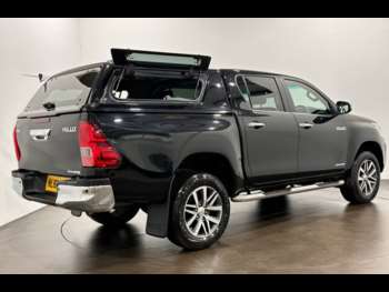 Used Toyota Hilux 2018 for sale - 74015236: Photo