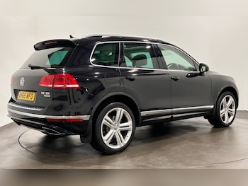 Used Volkswagen Touareg 2017 for sale - 78619221: Photo