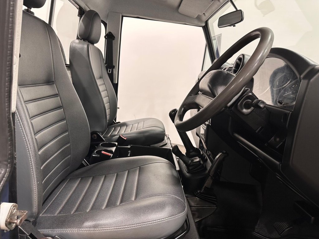 Used Land Rover Defender 2012 for sale - 77133712: Photo 11