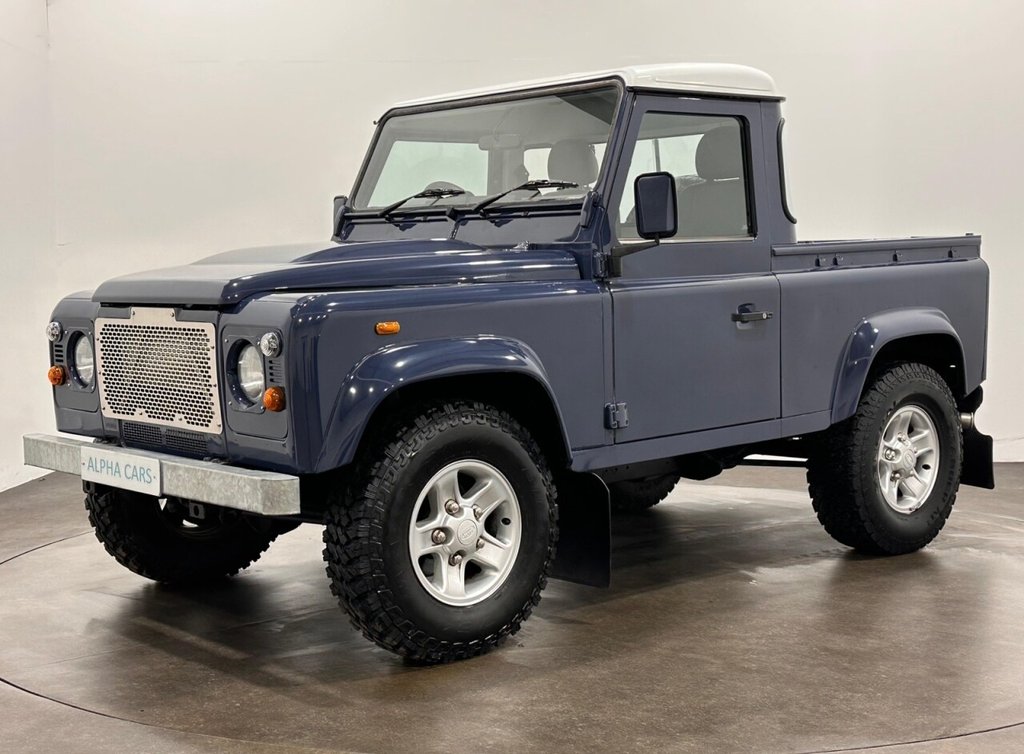 Used Land Rover Defender 2012 for sale - 77133712: Photo 2