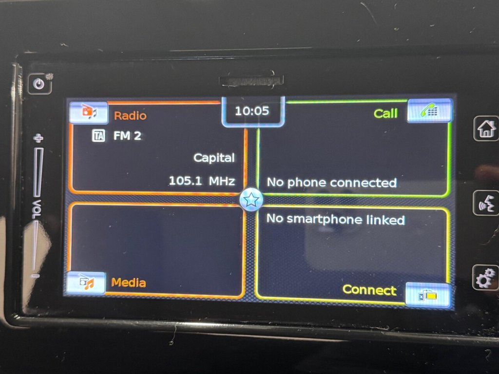 Used Suzuki Swift 2021 for sale - 76570380: Photo 25