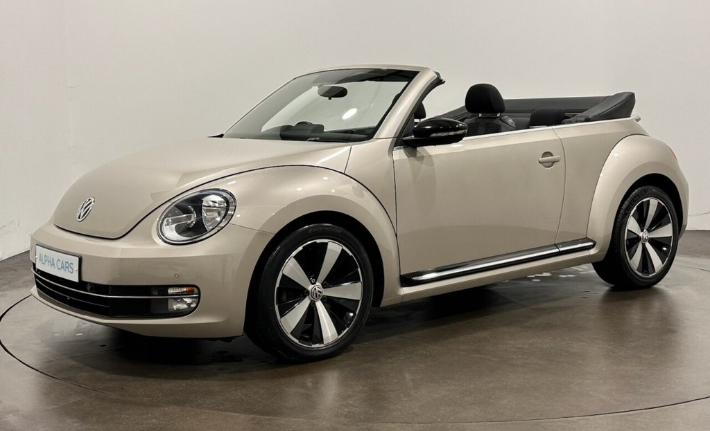 Used Volkswagen Beetle 2015 for sale - 77227013: Photo 3