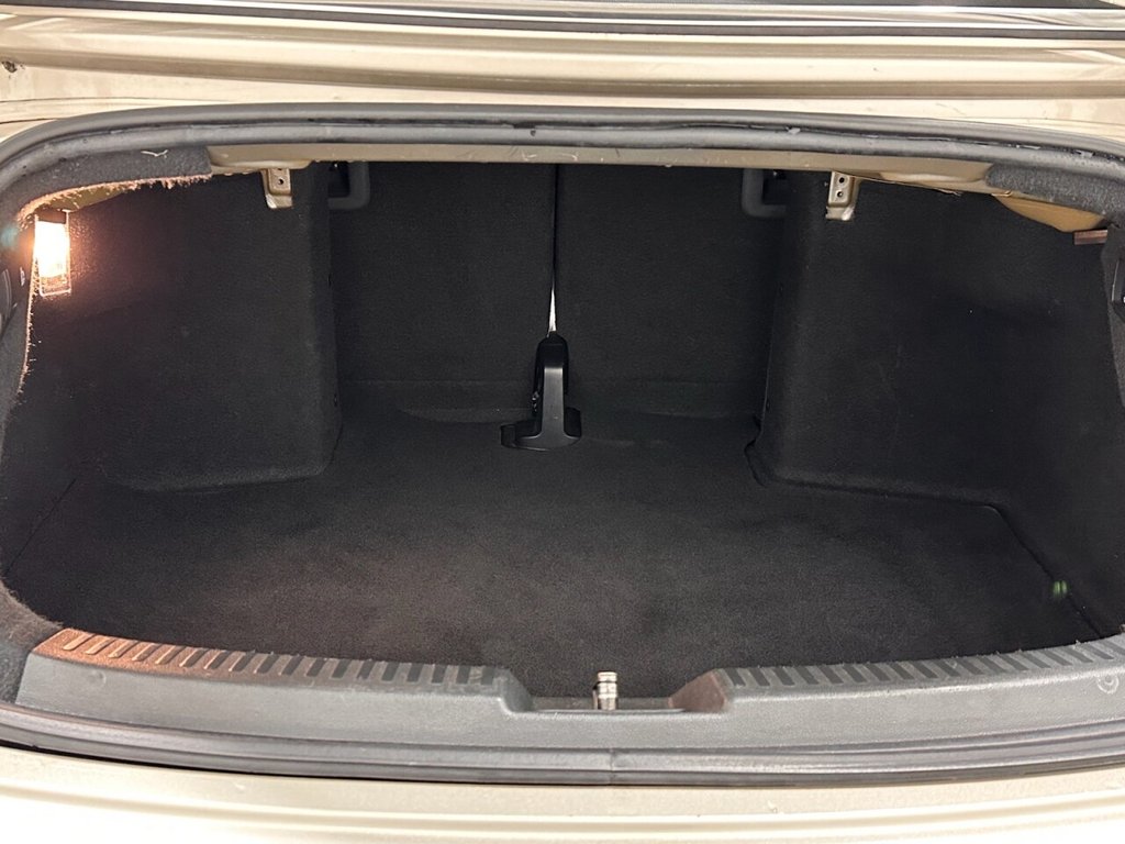 Used Volkswagen Beetle 2015 for sale - 77227013: Photo 31