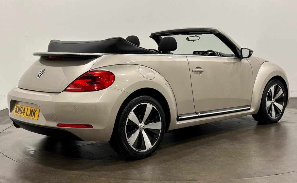 Used Volkswagen Beetle 2015 for sale - 77227013: Photo 6