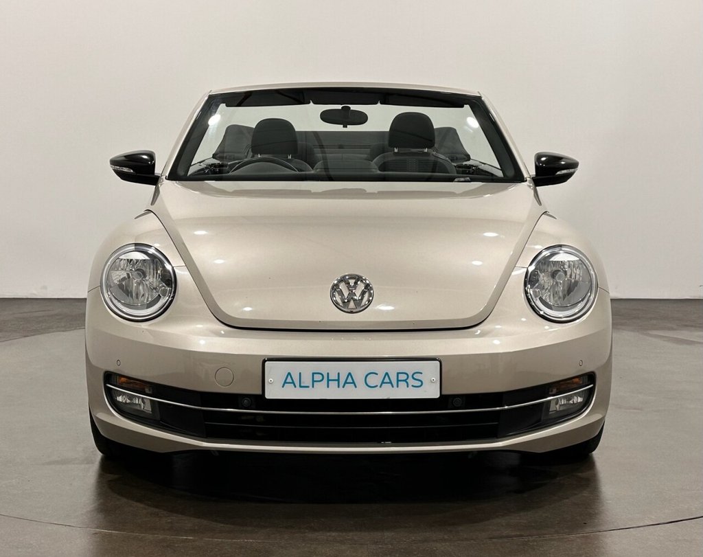Used Volkswagen Beetle 2015 for sale - 77227013: Photo 7