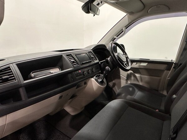 Used Volkswagen Transporter 2017 for sale - 76173212: Photo 26