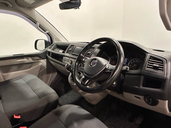 Used Volkswagen Transporter 2017 for sale - 76173212: Photo 9