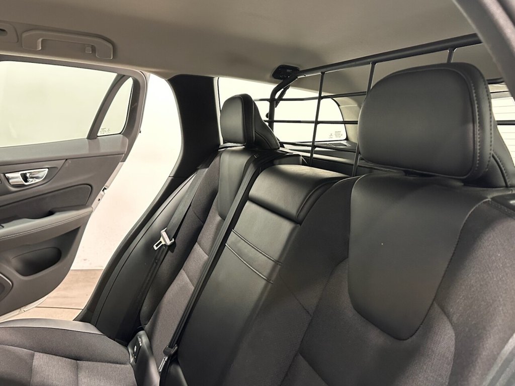 Used Volvo V60 Cross Country 2019 for sale - 77048895: Photo 21