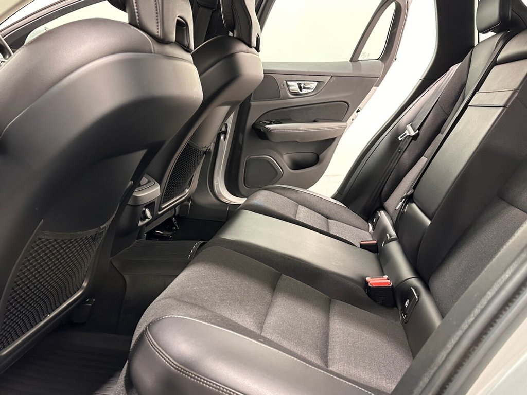 Used Volvo V60 Cross Country 2019 for sale - 77048895: Photo 22