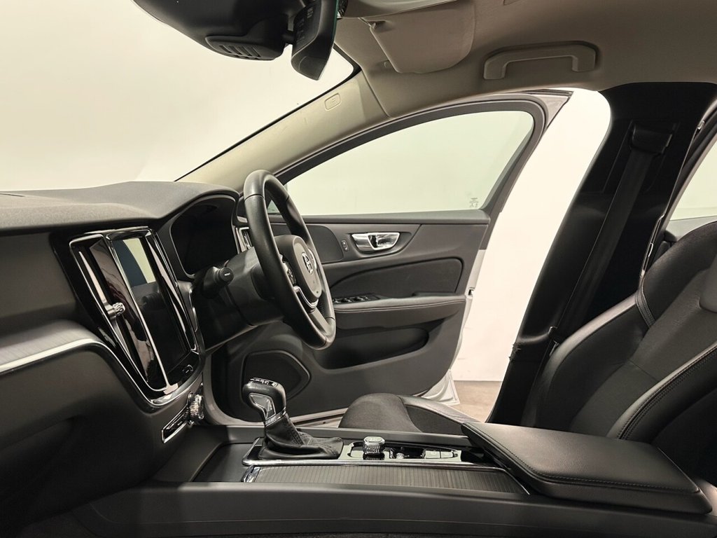 Used Volvo V60 Cross Country 2019 for sale - 77048895: Photo 26