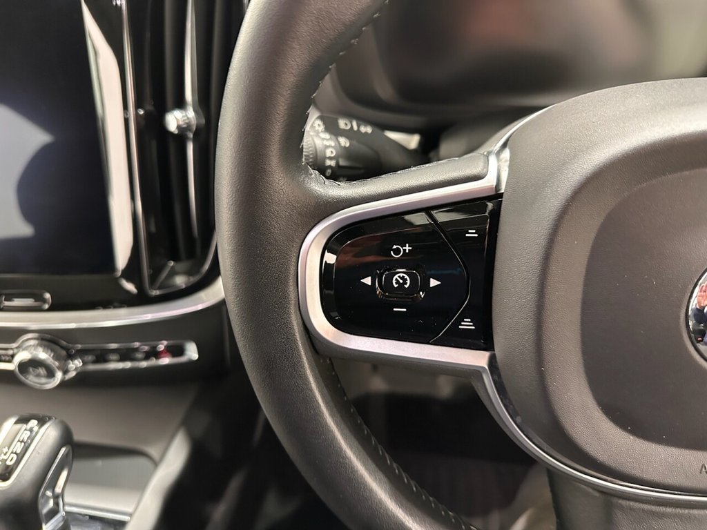 Used Volvo V60 Cross Country 2019 for sale - 77048895: Photo 27