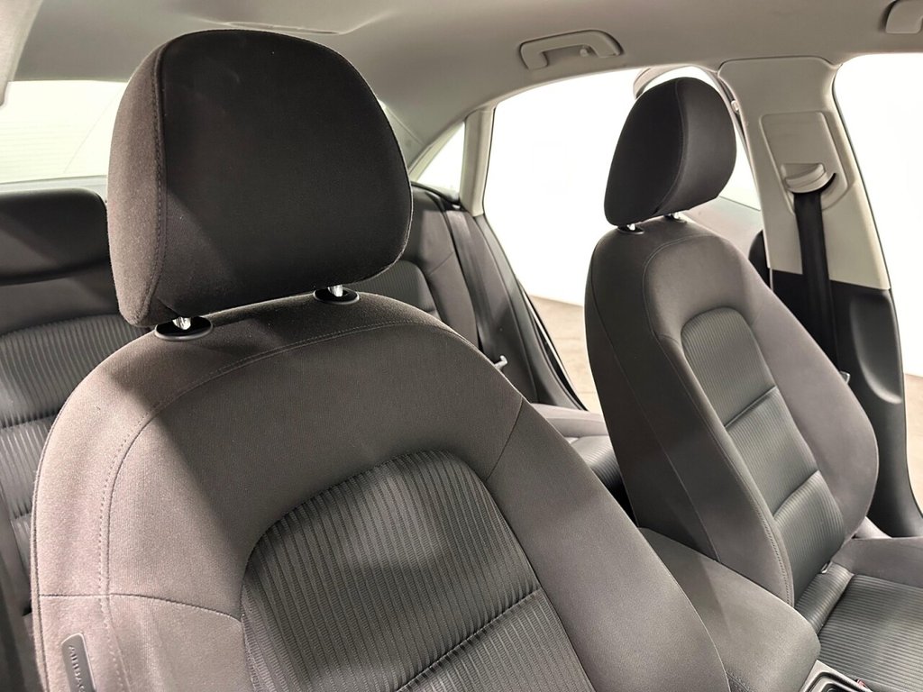 Used Audi A4 2011 for sale - 78068921: Photo 9