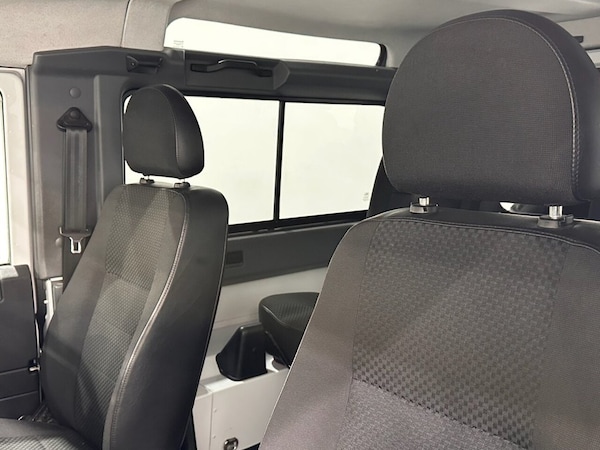 Used Land Rover Defender 2015 for sale - 75815190: Photo 16