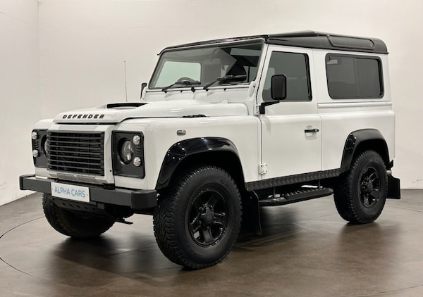 Used Land Rover Defender 2015 for sale - 75815190: Photo 2