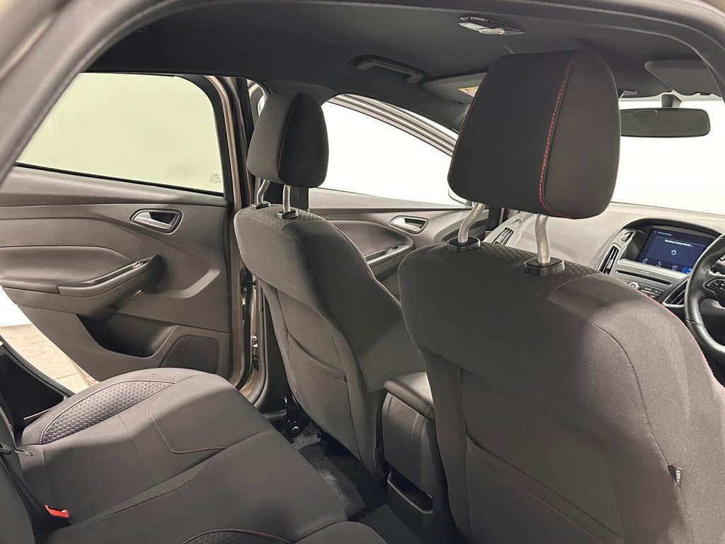 Used Ford Focus 2016 for sale - 76797971: Photo 12