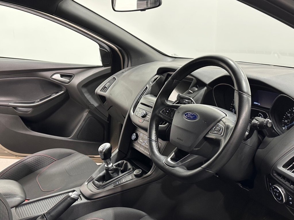 Used Ford Focus 2016 for sale - 76797971: Photo 5