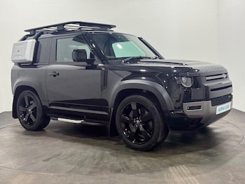 Used Land Rover Defender 90 2023 for sale - 79072606: Photo