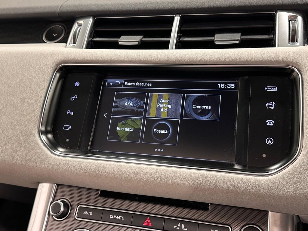 Used Land Rover Range Rover Sport 2016 for sale - 76406942: Photo 11