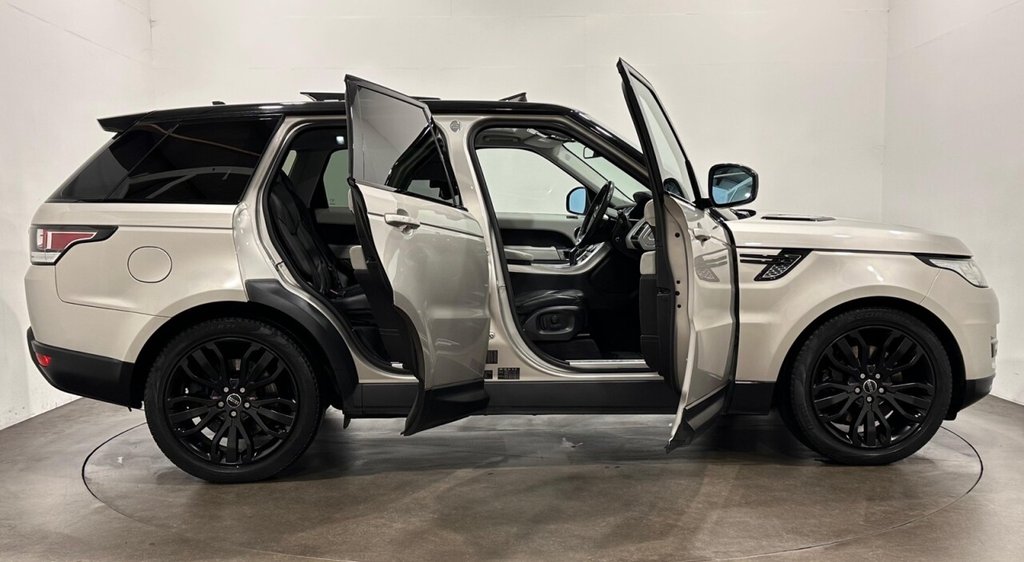 Used Land Rover Range Rover Sport 2016 for sale - 76406942: Photo 14