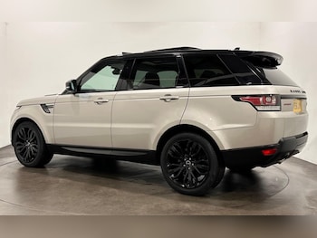 Used Land Rover Range Rover Sport 2016 for sale - 76406942: Photo