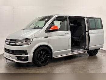 Used Volkswagen Transporter 2018 for sale - 77692610: Photo