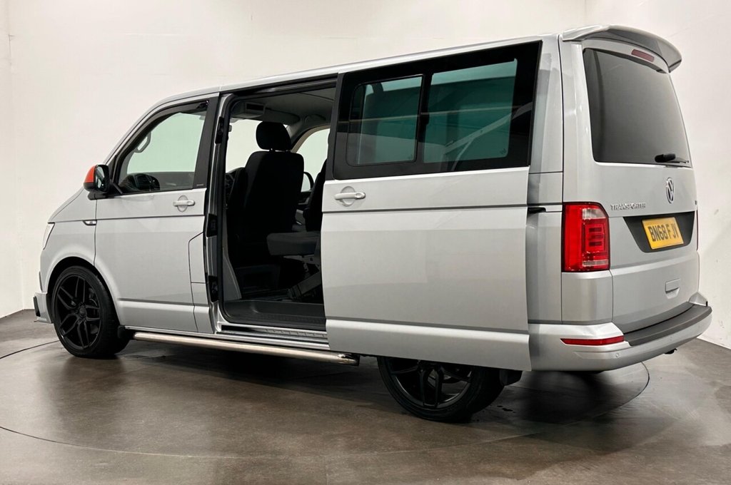 Used Volkswagen Transporter 2018 for sale - 77692610: Photo 3