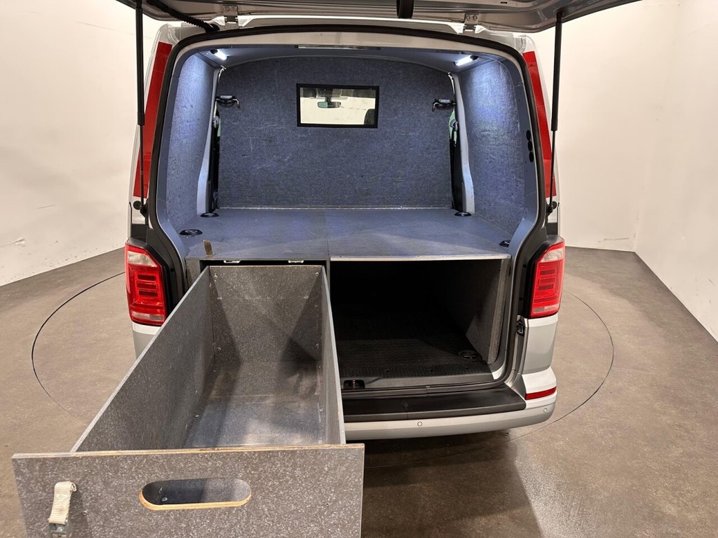 Used Volkswagen Transporter 2018 for sale - 77692610: Photo 39