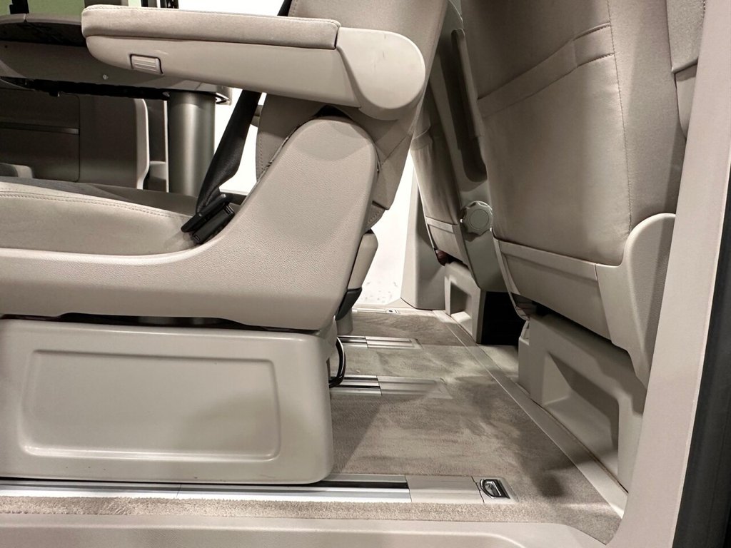 Used Volkswagen Caravelle 2019 for sale - 76496757: Photo 23