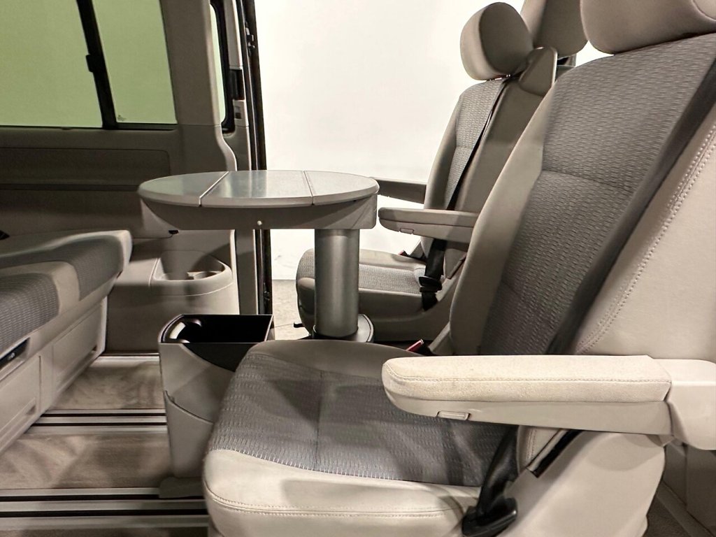 Used Volkswagen Caravelle 2019 for sale - 76496757: Photo 24