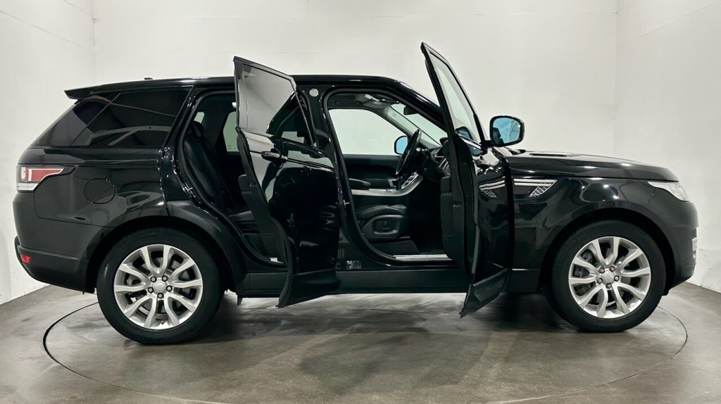 Used Land Rover Range Rover Sport 2016 for sale - 77953209: Photo 8