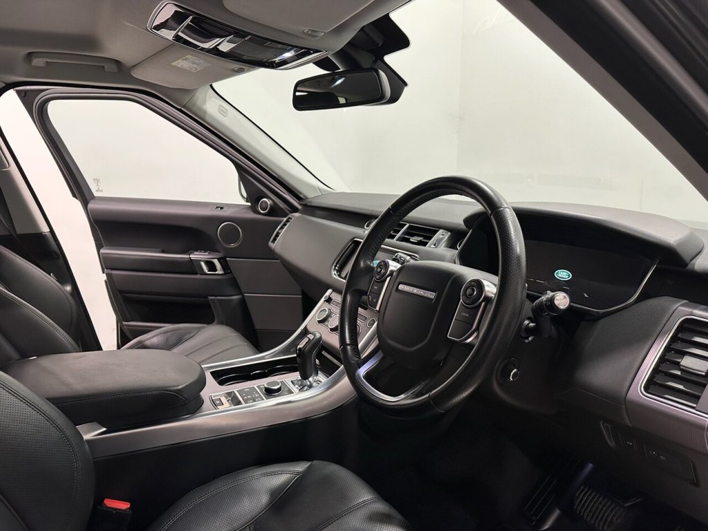 Used Land Rover Range Rover Sport 2016 for sale - 77953209: Photo 9