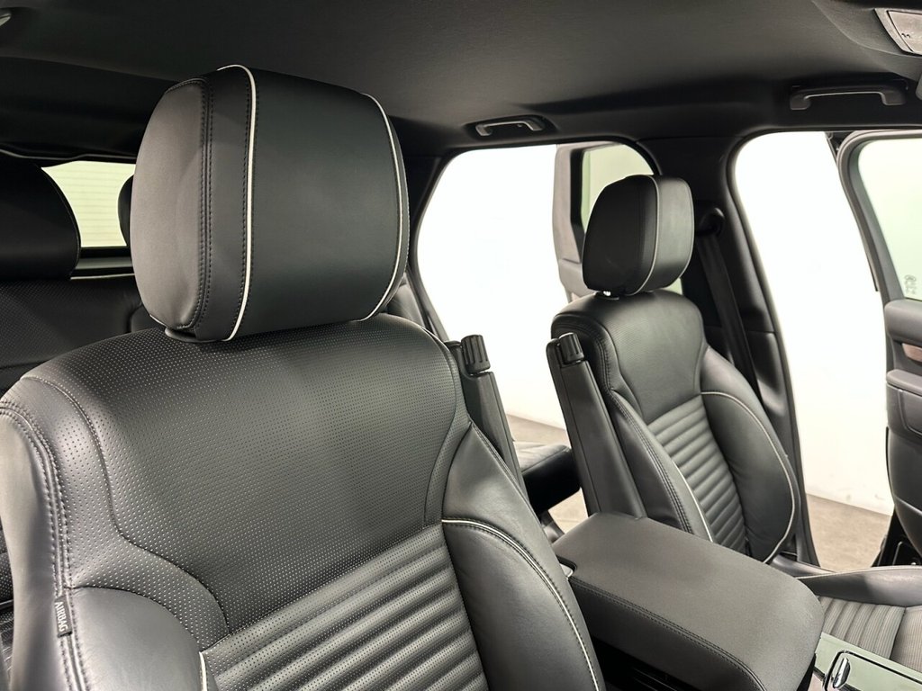 Used Land Rover Discovery 2019 for sale - 77609088: Photo 16