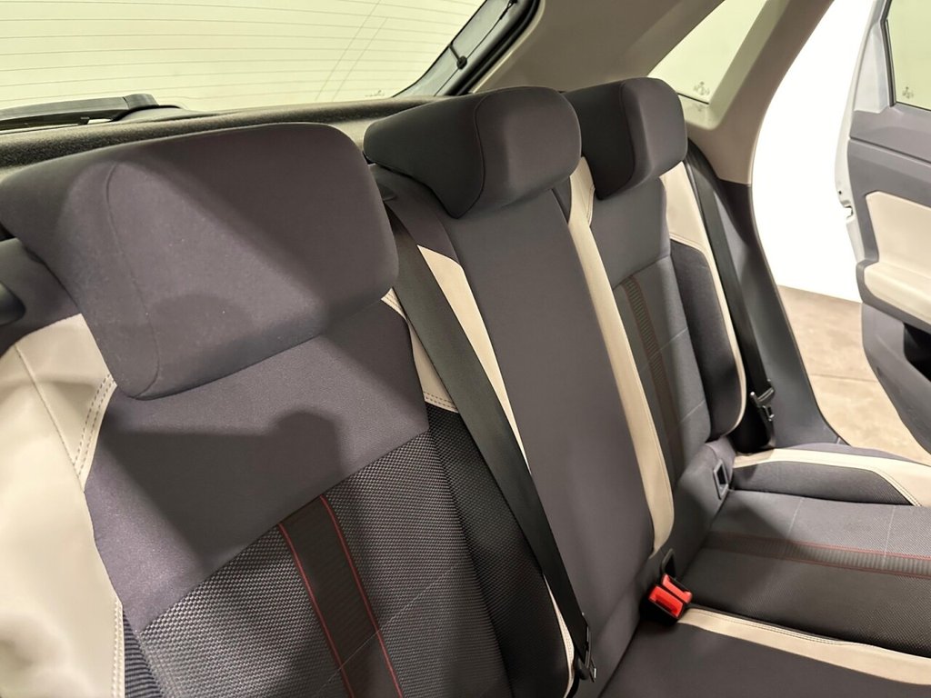 Used Volkswagen Polo 2018 for sale - 76698760: Photo 15