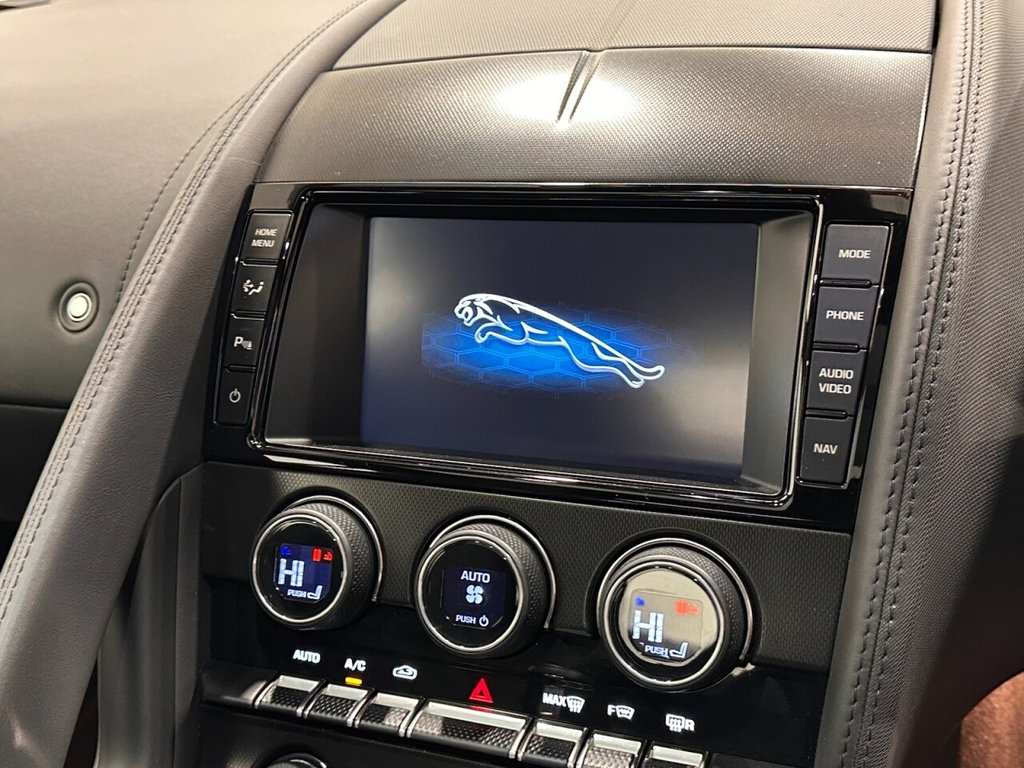 Used Jaguar F-Type 2014 for sale - 76368233: Photo 16