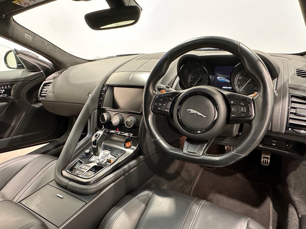 Used Jaguar F-Type 2014 for sale - 76368233: Photo 24