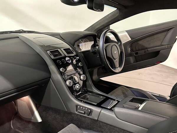 Used Aston Martin DBS 2009 for sale - 75242654: Photo 22