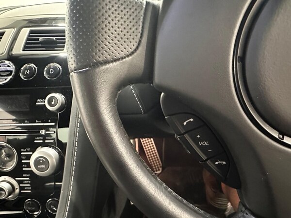 Used Aston Martin DBS 2009 for sale - 75242654: Photo 24