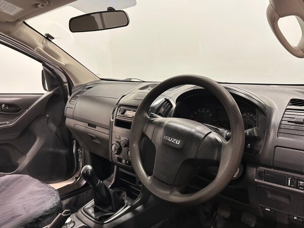 Used Isuzu D-Max 2014 for sale - 76267068: Photo 8