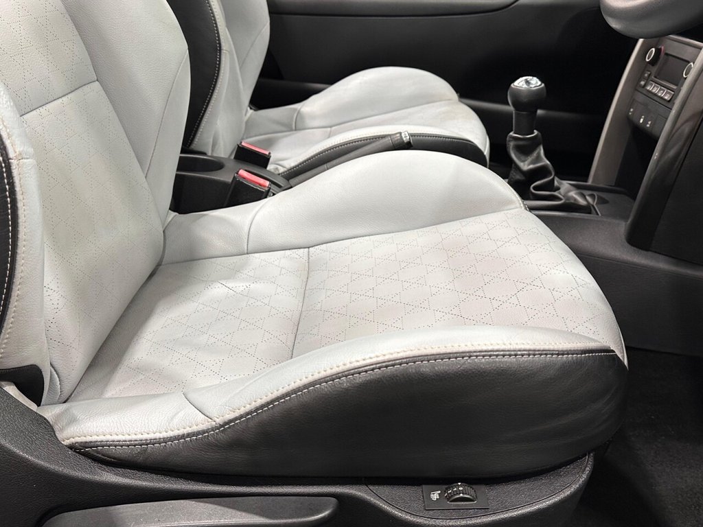 Used Peugeot 207 2014 for sale - 76345485: Photo 13