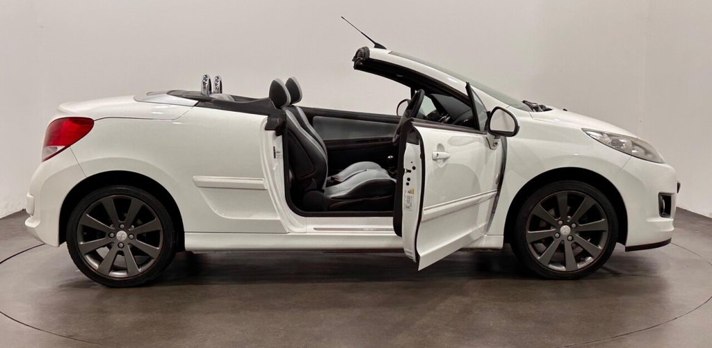 Used Peugeot 207 2014 for sale - 76345485: Photo 8