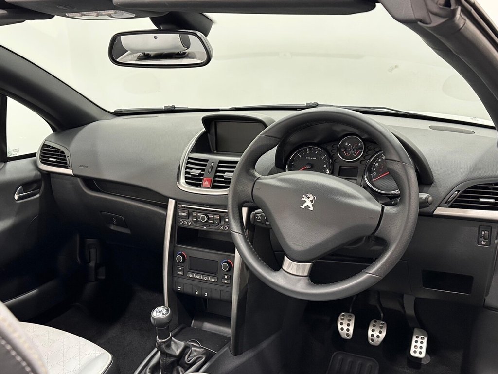 Used Peugeot 207 2014 for sale - 76345485: Photo 9