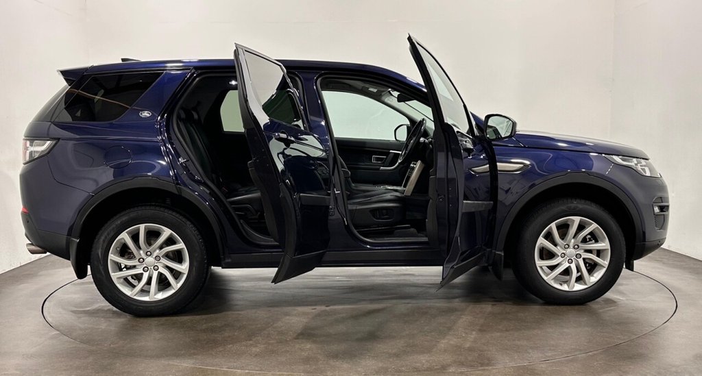 Used Land Rover Discovery Sport 2016 for sale - 76406799: Photo 16