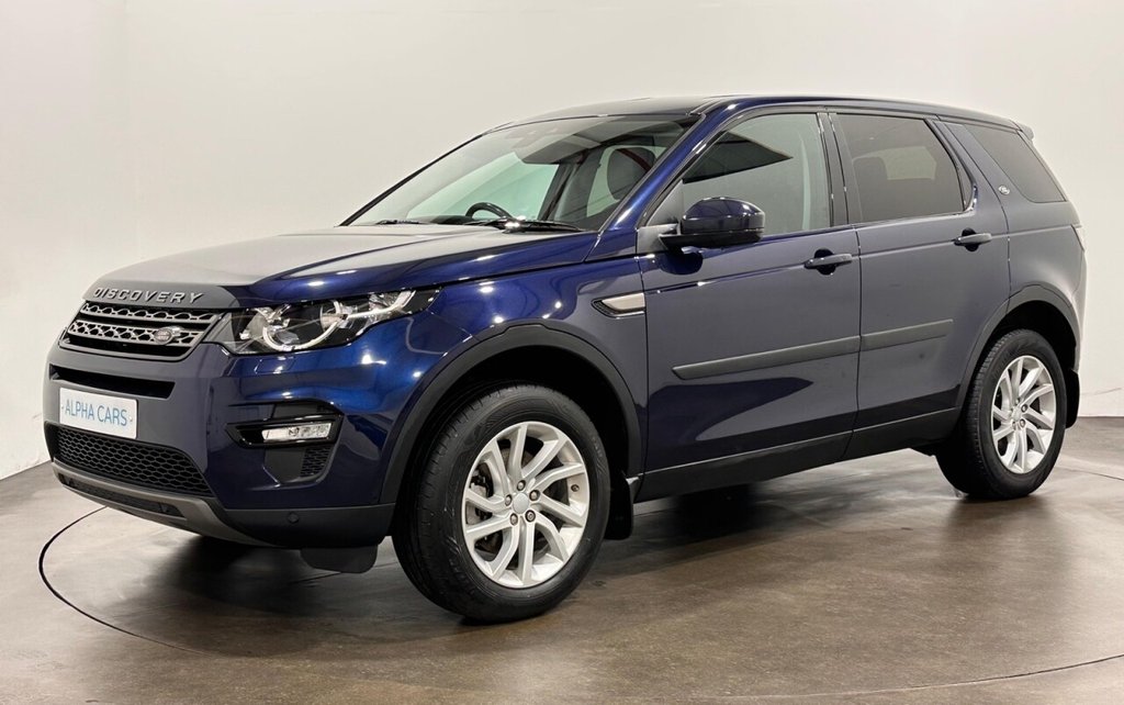 Used Land Rover Discovery Sport 2016 for sale - 76406799: Photo 2