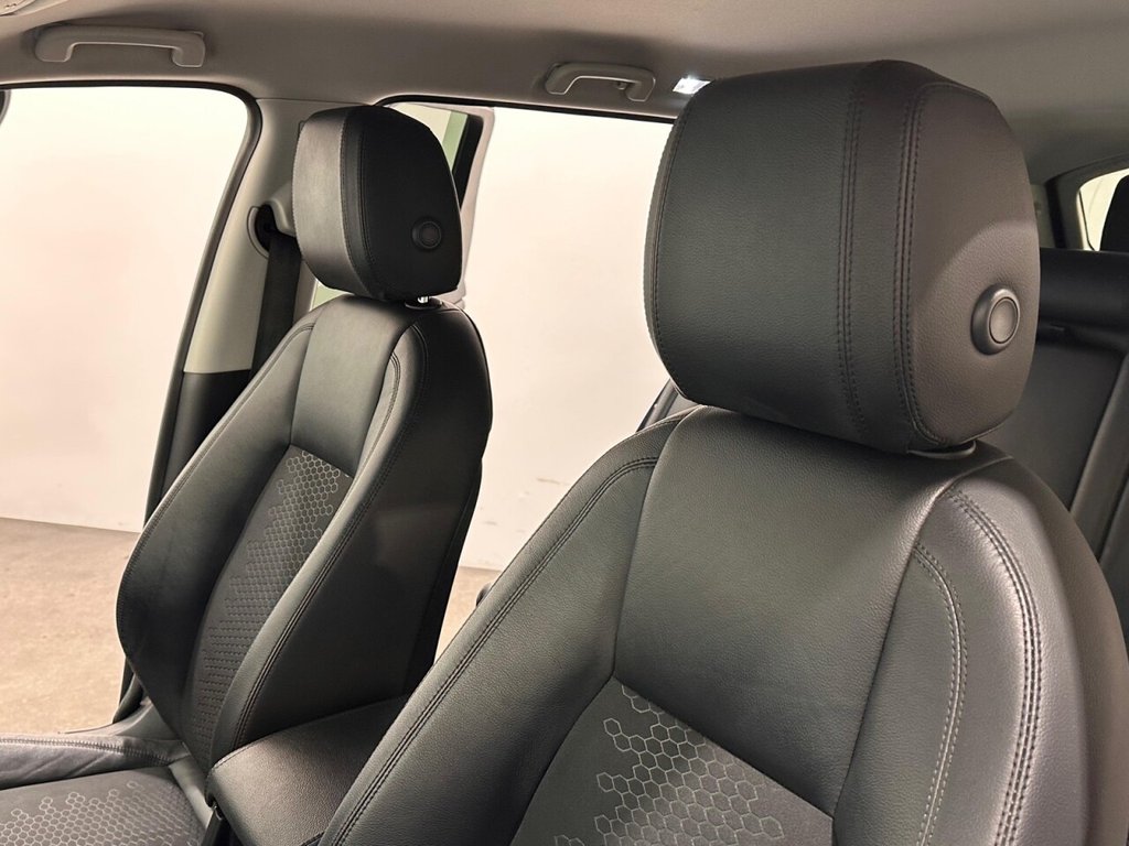 Used Land Rover Discovery Sport 2016 for sale - 76406799: Photo 24