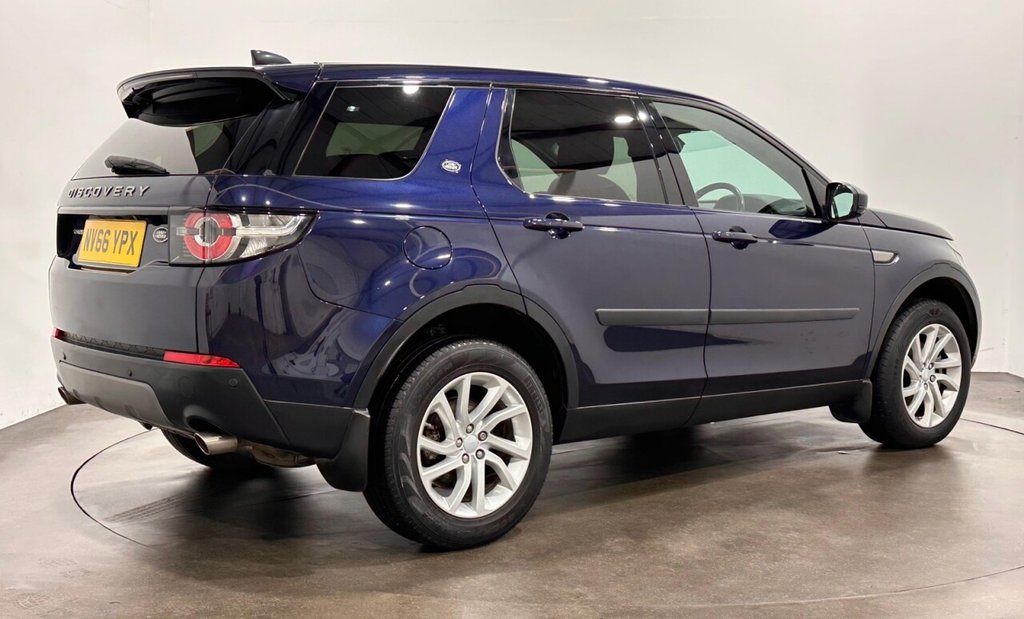 Used Land Rover Discovery Sport 2016 for sale - 76406799: Photo 4