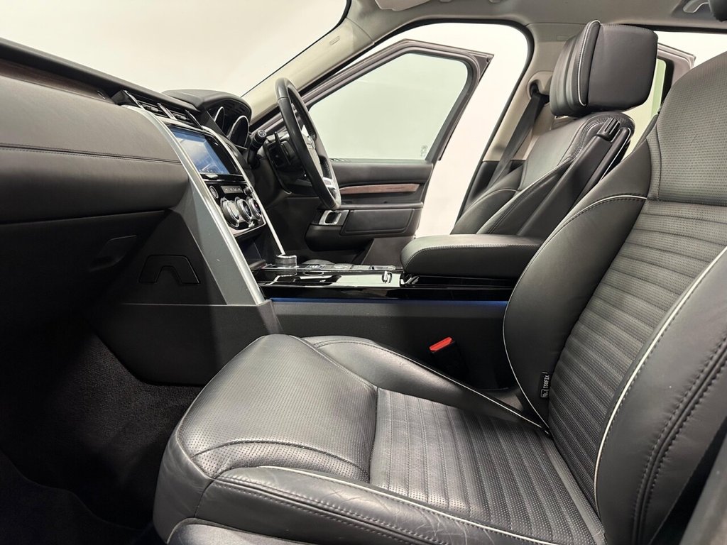 Used Land Rover Discovery 2017 for sale - 77905250: Photo 24