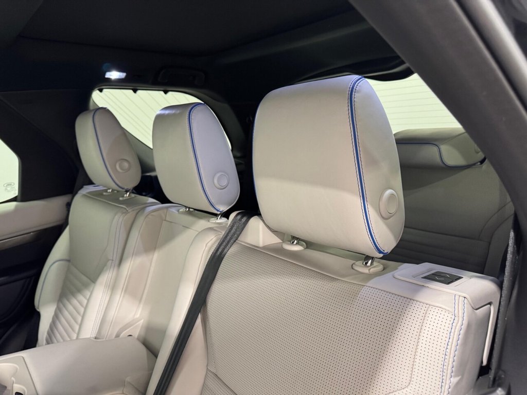 Used Land Rover Discovery 2017 for sale - 76642399: Photo 17